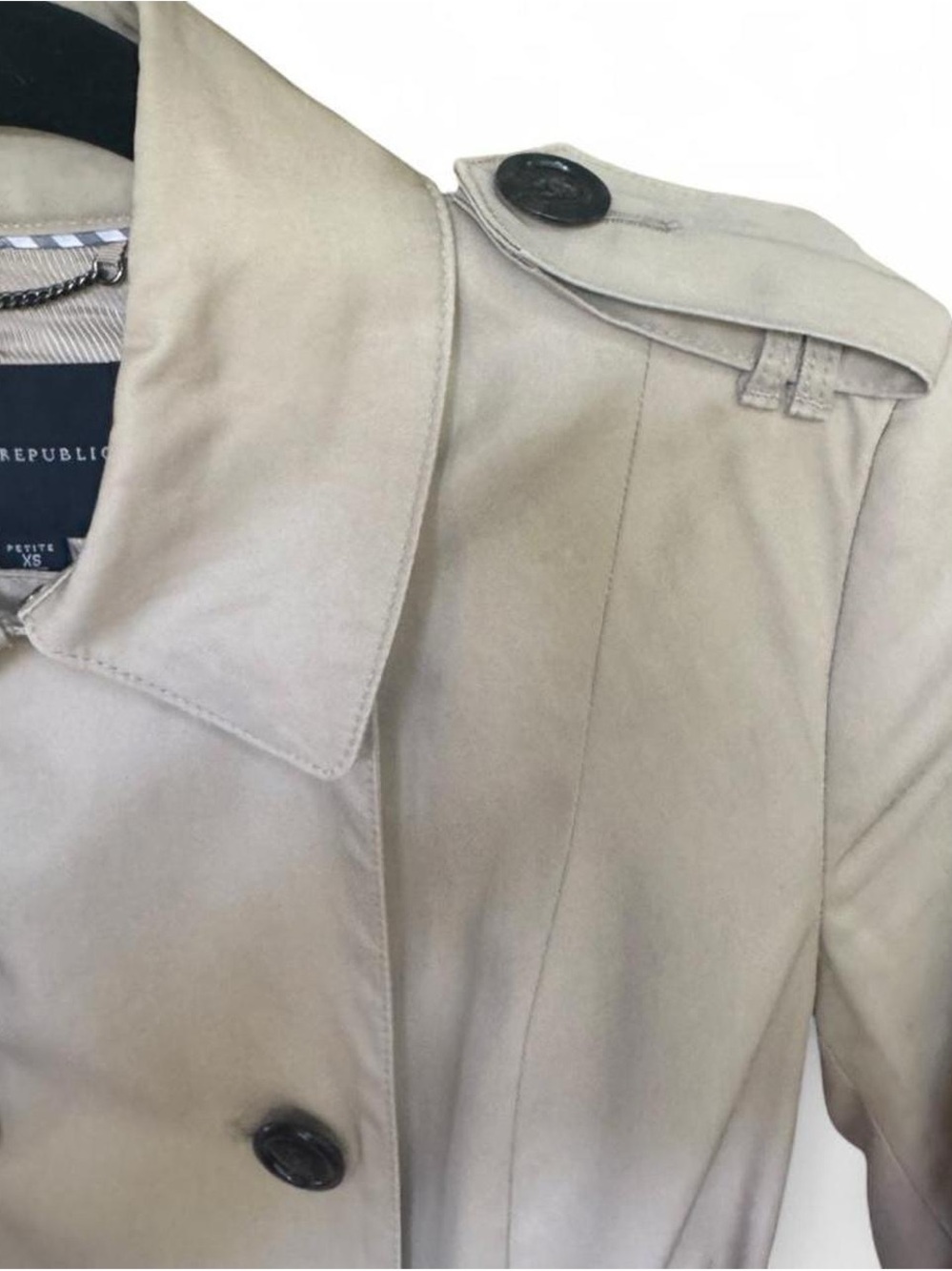 Banana Republic | Petite Double-Breasted Trench Coat | Khaki | Petite XS - Picture 8 of 8